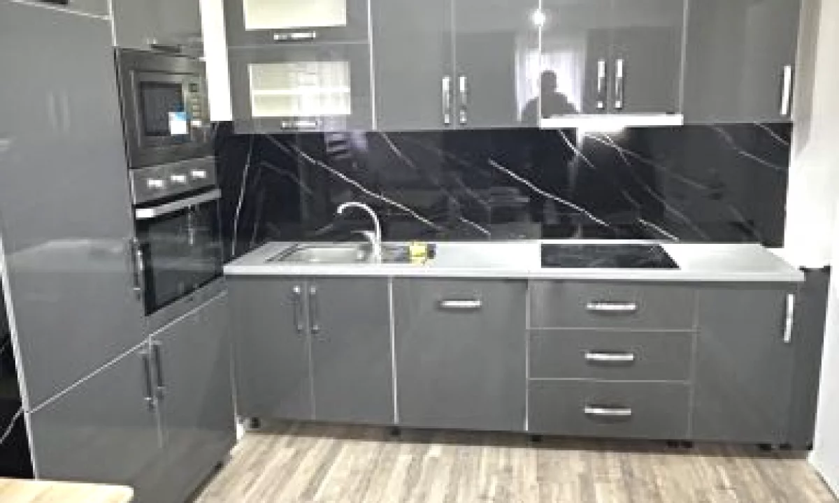 Shtepi me qera Apartament ne Tirane, 1+1, Mobilimi E mobiluar, Pagesa 500  Euro.