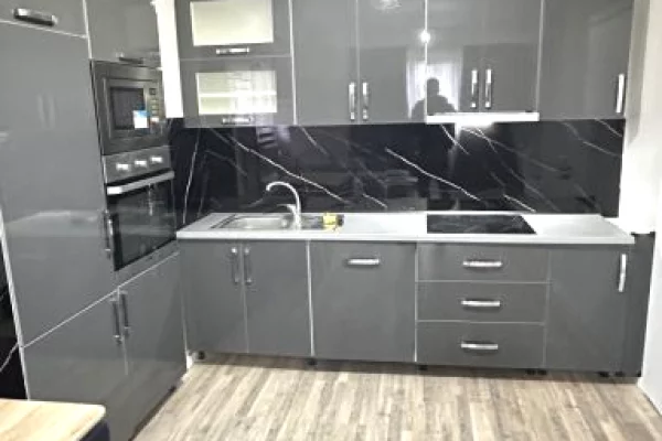 Jepet apartament 1+1 me qira , ne Astir 