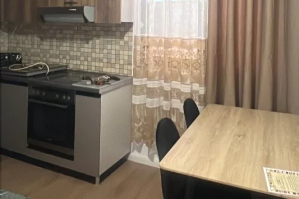 Jepet me qira apartament 1+1 , tek Rruga Isuf Bata , prane Furre Buke 