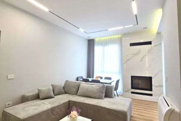 Jepet super apartament luksoz 1+1+Post Parkimi, tek Green Valley Residence, Liqeni i Thate , Kopshti