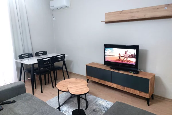 Jepet me qira apartament 2+1 , tek 21 Dhjetori , prane Bar Oslos , Rruga Frosina Plaku , Rruga Muham