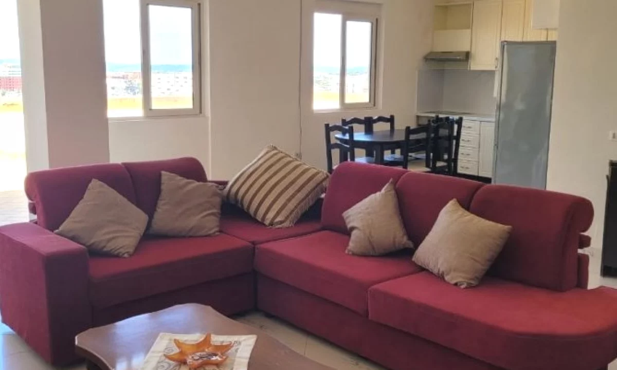 Penthouse (panoramic top floor) for rent in Tirana 3+1, Furnished