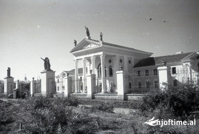 Shtepi ne shitje 1+1 ne Tirane - 109,000 Euro