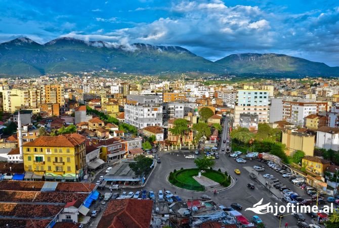 Shtepi ne shitje 2+1 ne Tirane - 150,000 Euro
