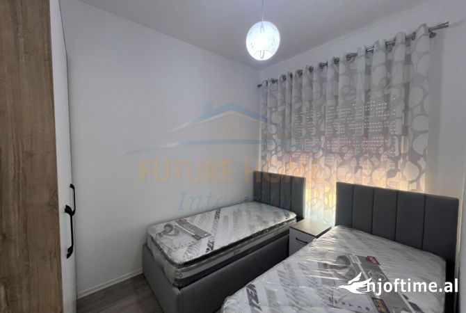 Shtepi me qera Apartament ne Tirane, 2+1, Mobilimi E mobiluar, Pagesa 450  Euro.