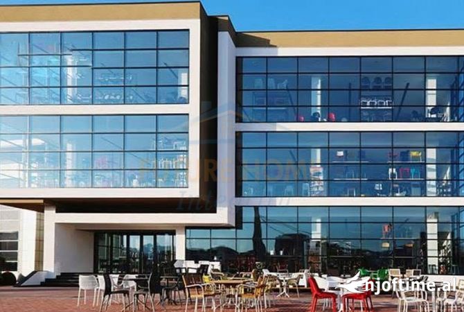 Ambient biznesi me qera 4+1 ne Tirane - 12,000 Euro