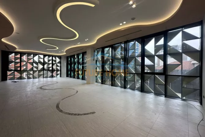 Ambient biznesi me qera 3+1 ne Tirane - 3,700 Euro