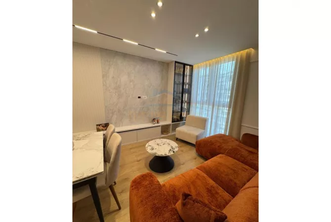 Shtepi ne shitje 2+1 ne Tirane - 242,000 Euro