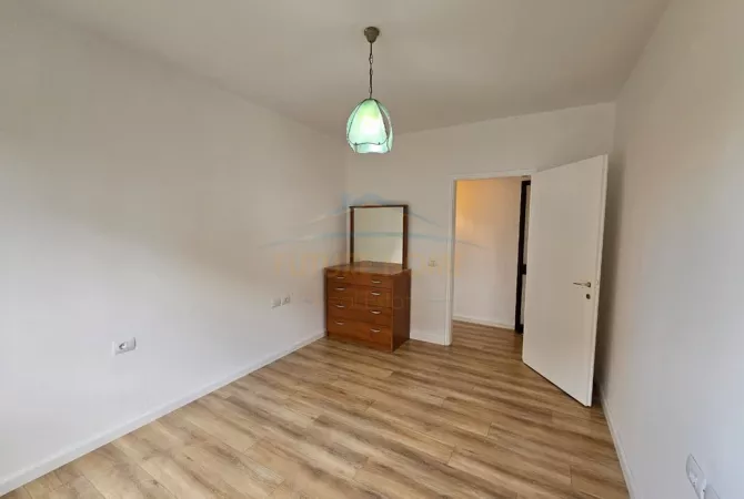 Shtepi ne shitje 2+1 ne Tirane - 165,000 Euro