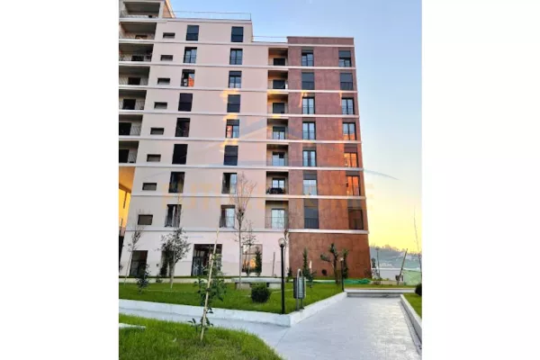 Shtepi me qera 2+1 ne Tirane - 550 Euro