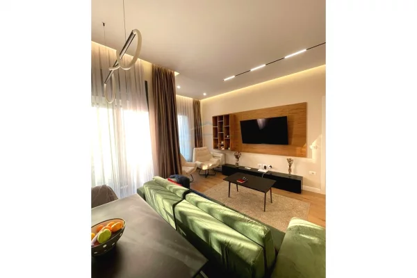 Casa in affitto 1+1 a Tirana - 900 Euro