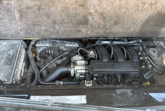 Cars for sale in Tirana, Smart, 2001 Benzine,Kambio Automatik Payment 2,400  Euro.