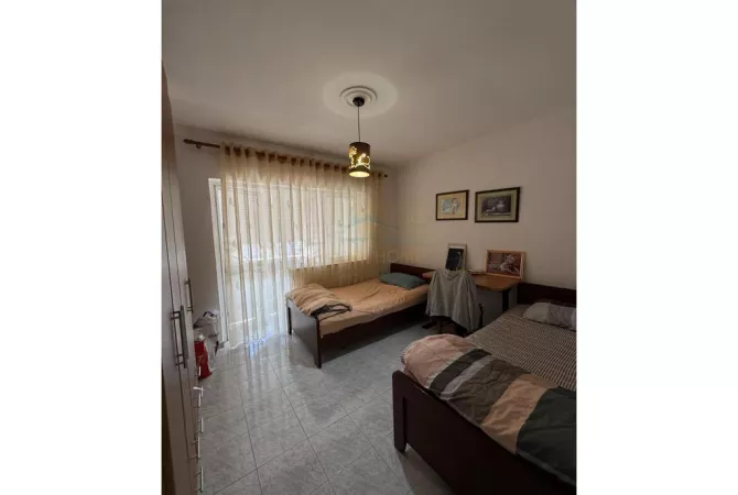 Shtepi me qera 2+1 ne Tirane - 500 Euro