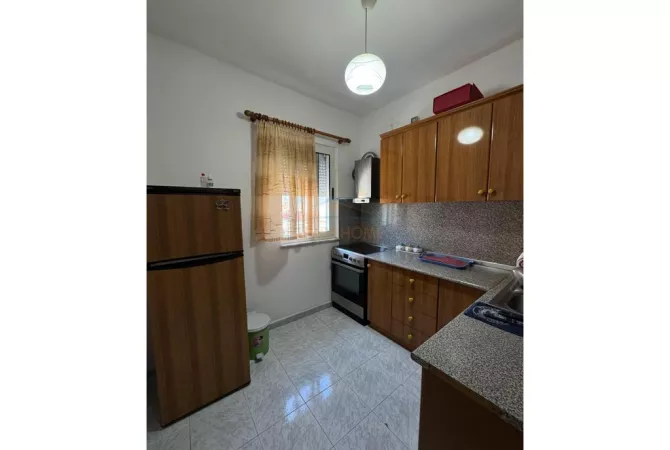 Shtepi me qera 2+1 ne Tirane - 500 Euro