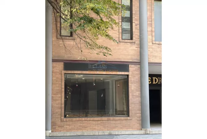 Ambient biznesi me qera 1+1 ne Tirane - 3,000 Euro