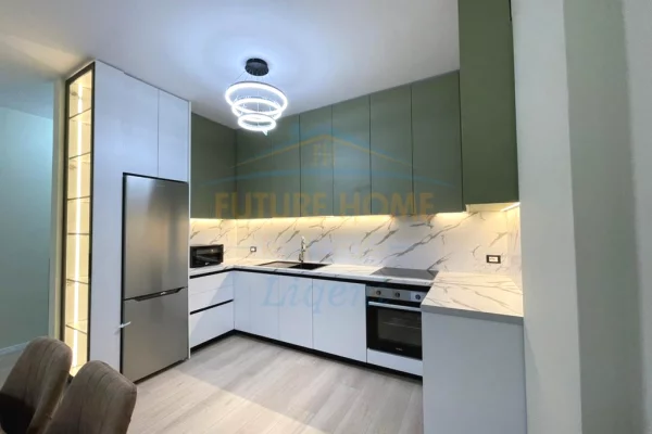 Shtepi me qera 2+1 ne Tirane - 1,200 Euro