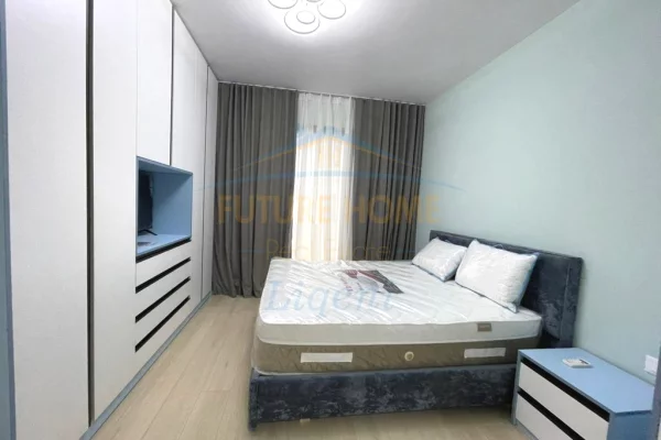Shtepi me qera Apartament ne Tirane, 2+1, Mobilimi E mobiluar, Pagesa 1,200  Euro.