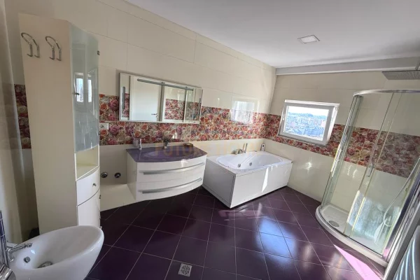 House for Sale 3+1 in Tirana - 510,000 Euro