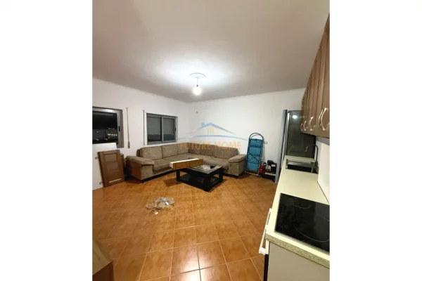 Shtepi me qera 1+1 ne Tirane - 400 Euro