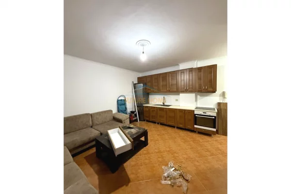 Shtepi me qera 1+1 ne Tirane - 400 Euro