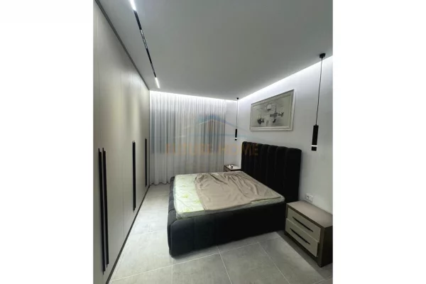 Shtepi me qera Apartament ne Tirane, 1+1, Mobilimi E mobiluar, Pagesa 600  Euro.