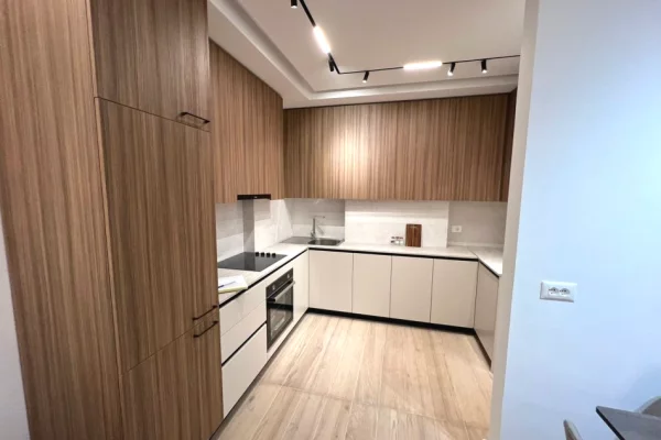 Shtepi me qera Apartament ne Tirane, 1+1, Mobilimi E mobiluar, Pagesa 800  Euro.