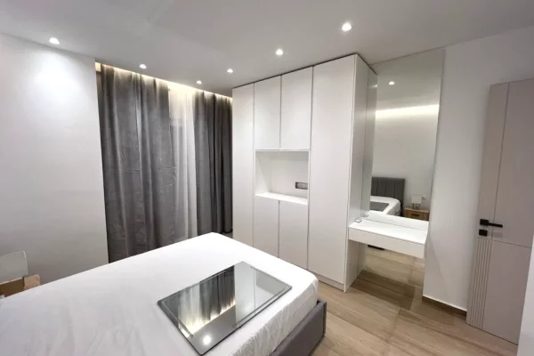 Shtepi me qera Apartament ne Tirane, 1+1, Mobilimi E mobiluar, Pagesa 800  Euro.