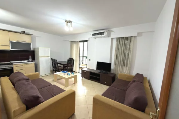 Jepet Me Qera  , Apartament 2+1+2 , Rruga 5 Maji , Tirane