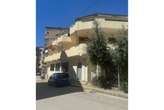 Shtepi ne shitje 3+1 ne Tirane - 280,000 Euro