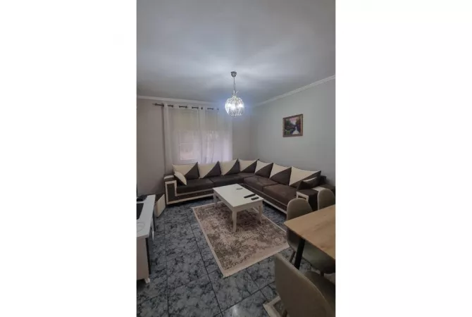 Shtepi me qera 2+1 ne Tirane - 600 Euro