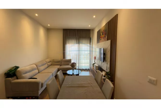 Shtepi me qera 1+1 ne Tirane - 850 Euro