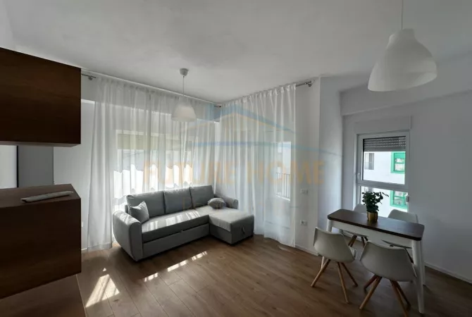 Shtepi me qera 1+1 ne Tirane - 450 Euro