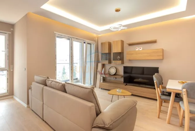 Shtepi me qera 1+1 ne Tirane - 650 Euro