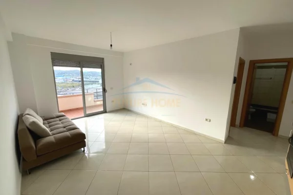 Shtepi ne shitje Apartament ne Tirane, 1+1, Mobilimi Pjeserisht e mobiluar, Pagesa 84,000  Euro.
