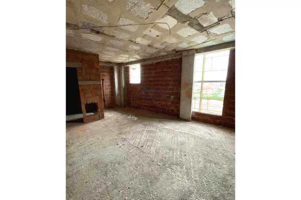 Shtepi ne shitje 1+1 ne Tirane - 90,000 Euro