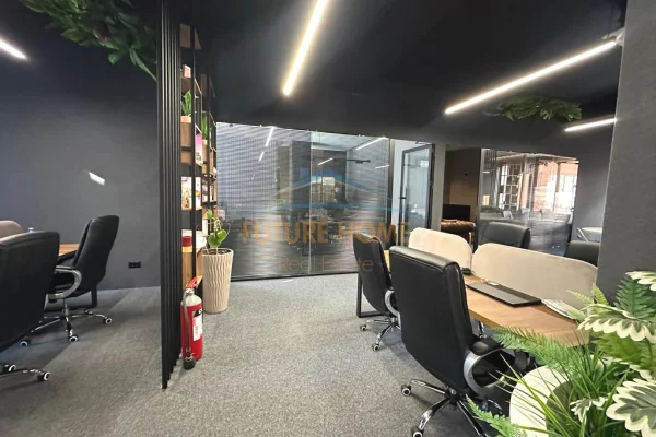 Business Property for Rent 1+1 in Tirana - 7,000 Euro