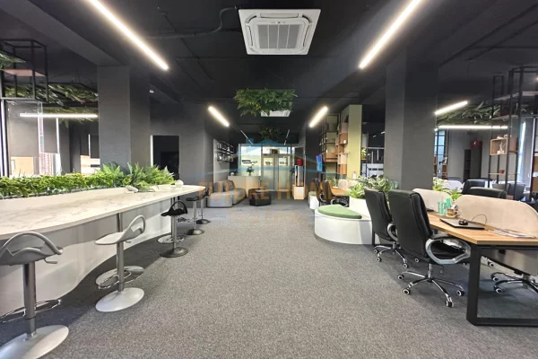 Business Property for Rent 1+1 in Tirana - 7,000 Euro