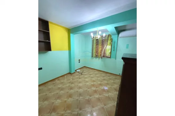 Shtepi ne shitje 3+1 ne Tirane - 220,000 Euro