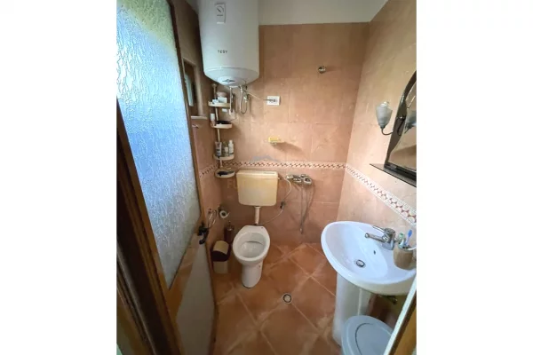 Shtepi ne shitje 3+1 ne Tirane - 220,000 Euro