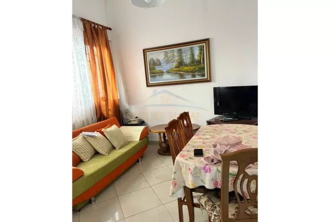 Shtepi me qera 1+1 ne Tirane - 300 Euro
