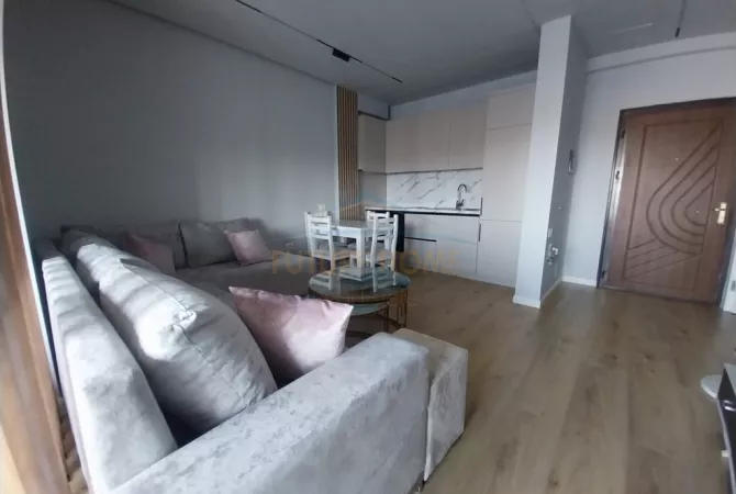 Shtepi me qera Garsoniere ne Tirane - 350 Euro