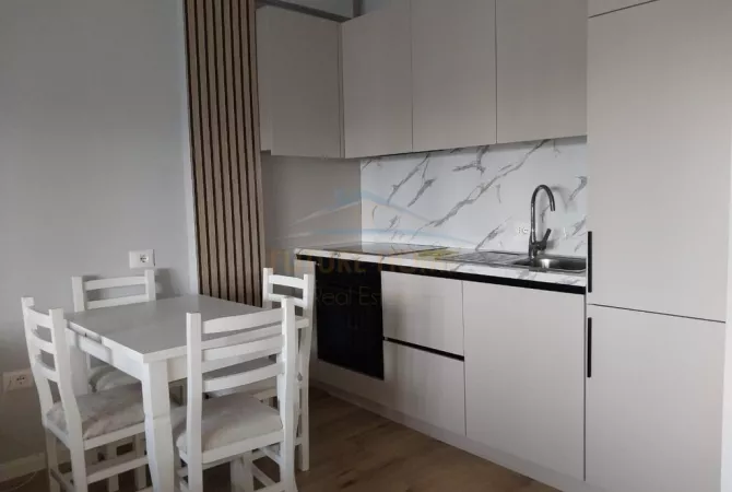 Shtepi me qera Garsoniere ne Tirane - 350 Euro
