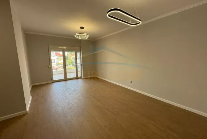 Shtepi ne shitje 2+1 ne Tirane - 135,000 Euro