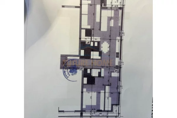 Shtepi ne shitje Apartament ne Tirane, 3+1, Mobilimi Bosh, pa mobiluar, Pagesa 185,000  Euro.