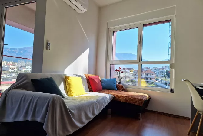 Shtepi me qera 2+1 ne Tirane - 550 Euro