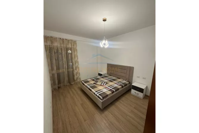 Shtepi me qera 2+1 ne Tirane - 600 Euro