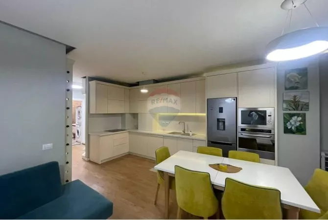 Shtepi me qera 2+1 ne Tirane - 800 Euro