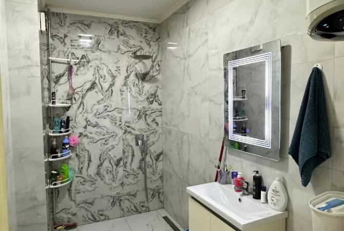 Shtepi me qera Apartament ne Tirane, 2+1, Mobilimi E mobiluar, Pagesa 420  Euro.