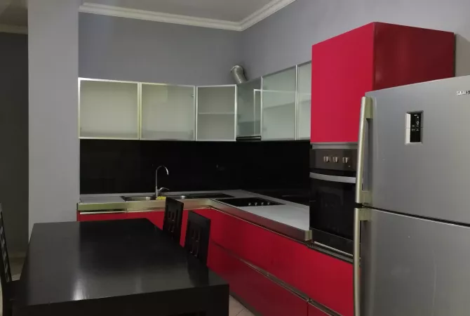 Shtepi me qera 2+1 ne Tirane - 48,000 Leke