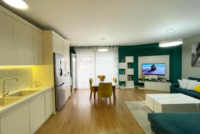 Shtepi me qera 2+1 ne Tirane - 830 Euro